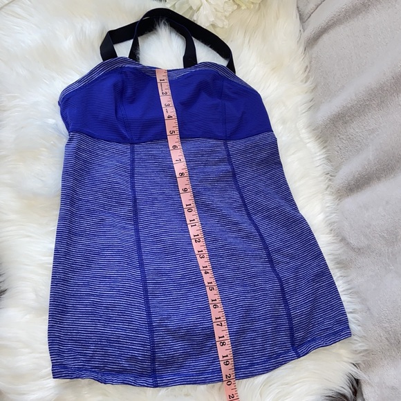 Lululemon Blue Stripped CrossBack Adjustable Strap size 6 - Picture 17 of 17